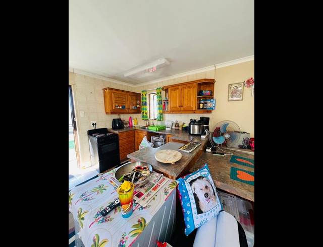 1 BEDROOM TOWNHOUSE FOR SALE IN THE WOLDS